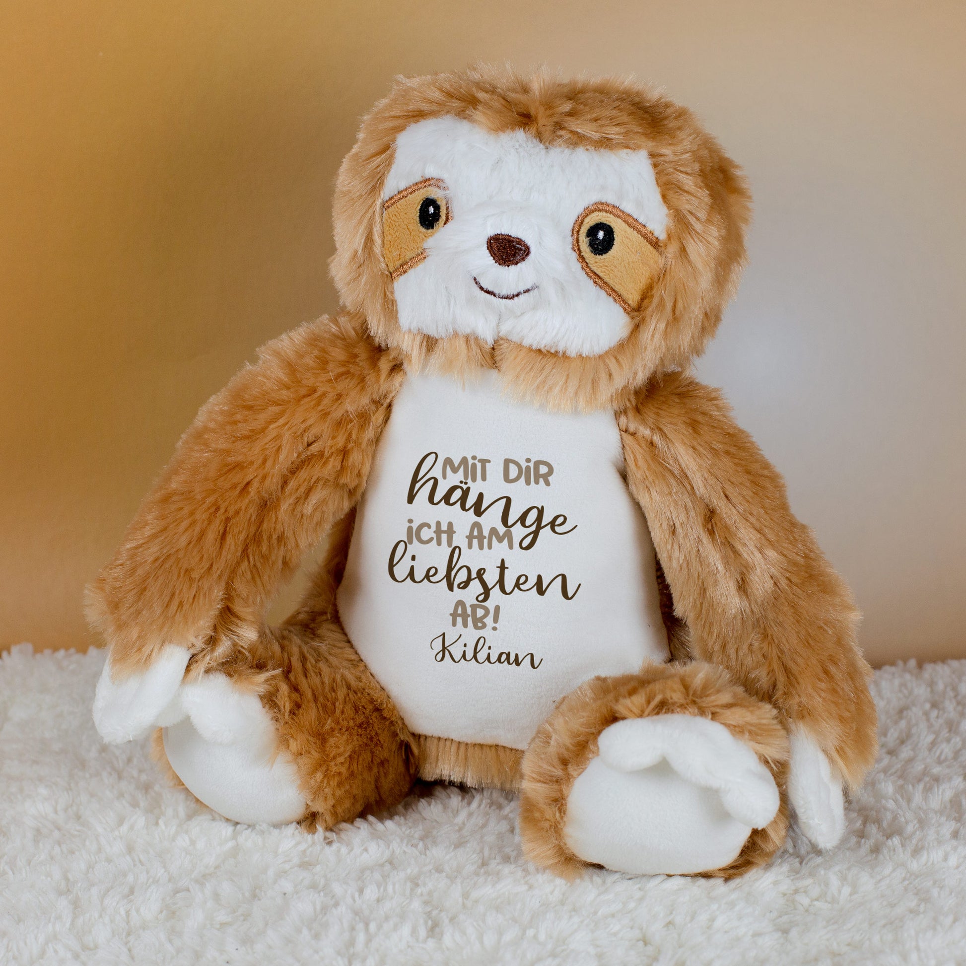 Faultier-Kuscheltier mit Aufdruck „Mit dir hänge ich am liebsten ab!“ – personalisiert mit Name Kilian.