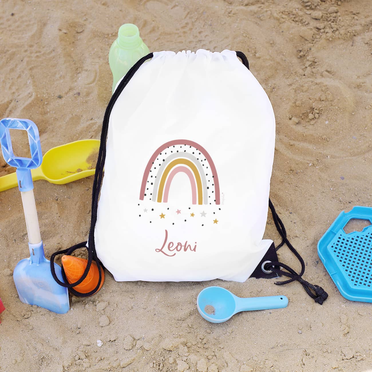 Turnbeutel mit Regenbogenmotiv und Name für Mädchen