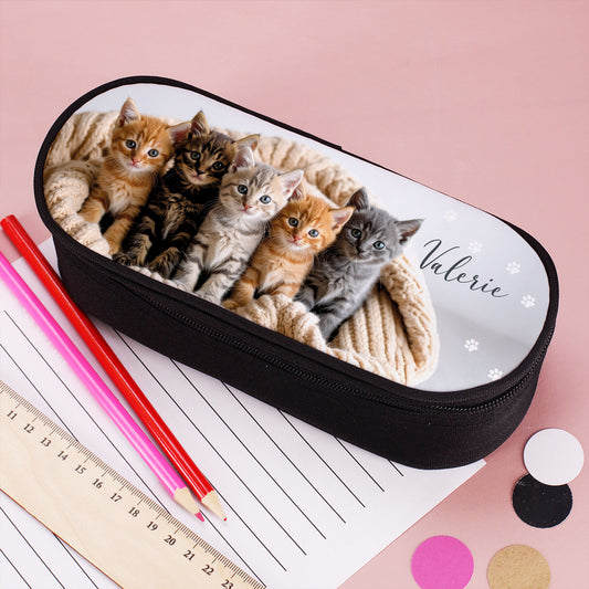 Federmappe mit Kätzchenmotiv und Name Valerie auf rosa Untergrund