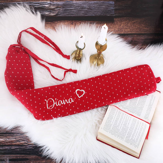 Schlauch-Wärmflasche mit Name und Herz bestickt