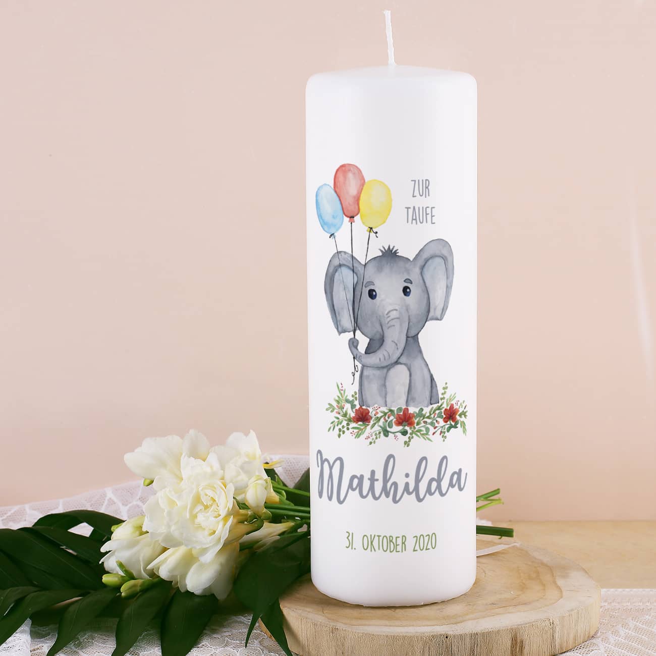 Taufkerze mit Elefant, Blüten, Luftballons 