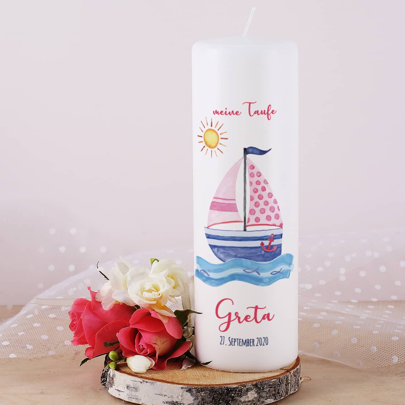 Taufkerze für Mädchen mit Segelboot, Name, Datum und Taufspruch