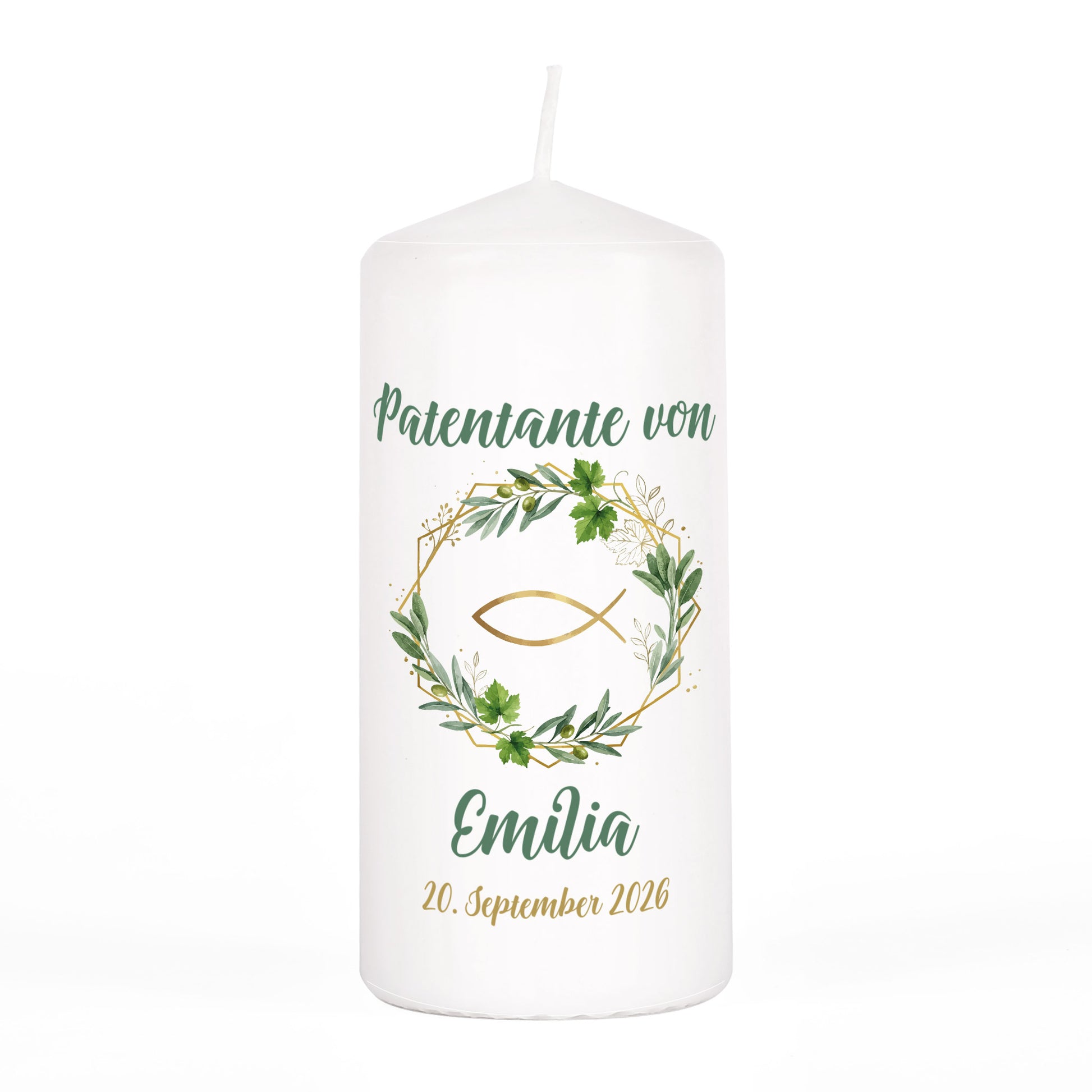Personalisierte Patenkerze weiß freigestellt mit Name Emilia und Datum