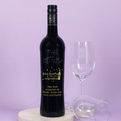 Guten Freunden gibt man ein Weinchen - Gravierte Weinflasche in verschiedenen Sorten mit Wunschtext