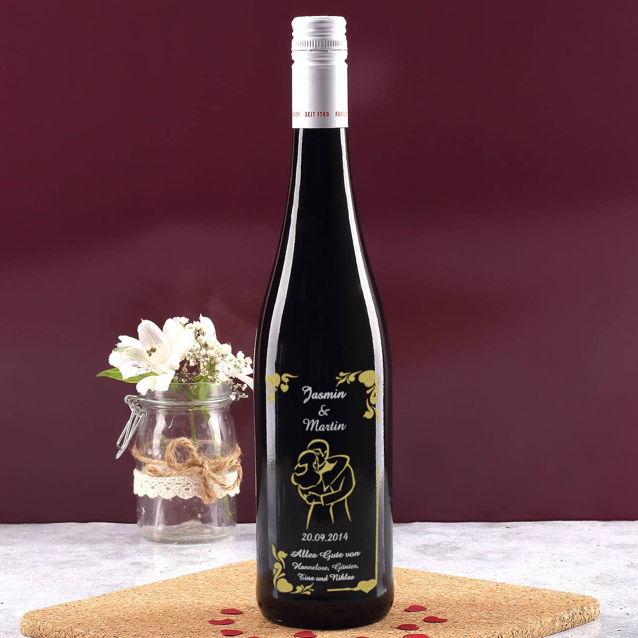 Weinflasche zur Hochzeit mit persönlicher Gravur in silber und gold