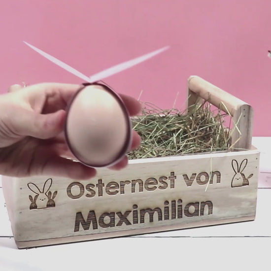 Bastelidee für personalisierte Holzkiste zu Ostern